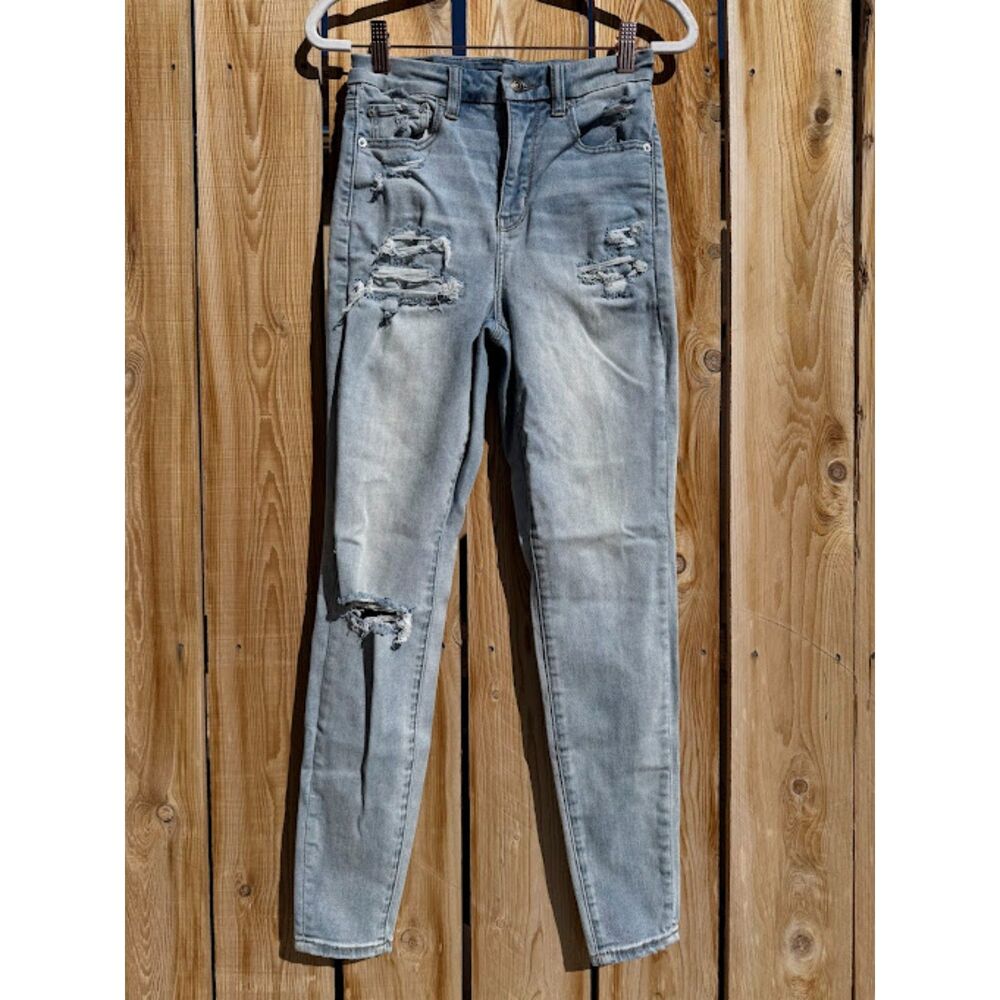 American Eagle Women Teen Light Wash High Rise Distressed Skinny Jegging Jeans 2